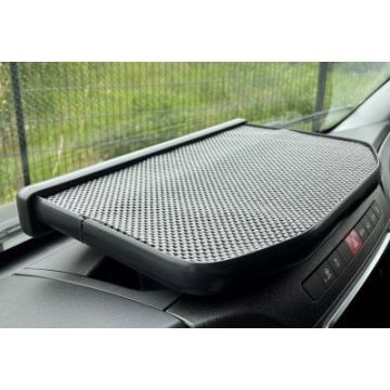 Midtbord til Iveco Daily (sort kant)