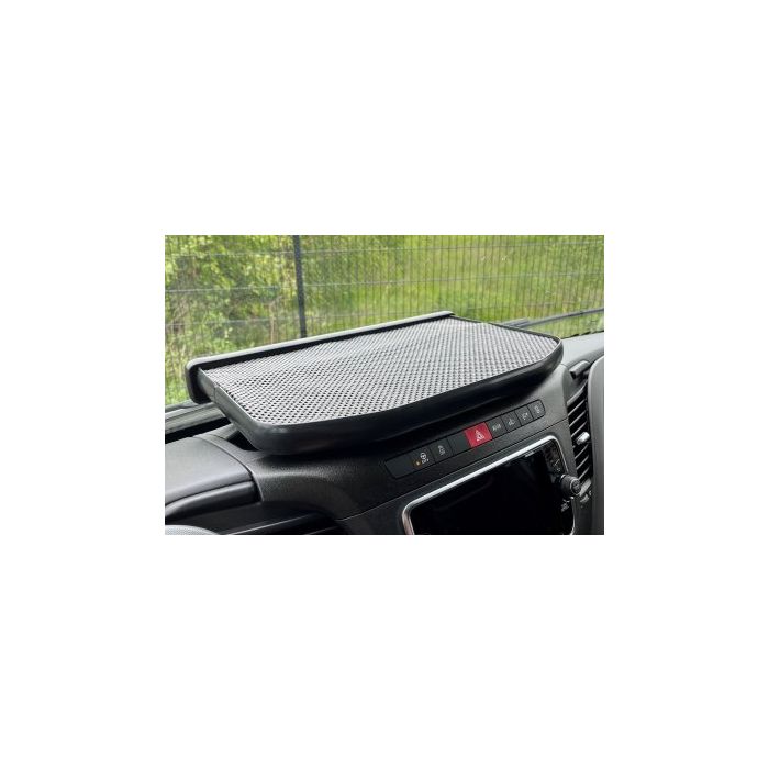 Midtbord til Iveco Daily (sort kant)