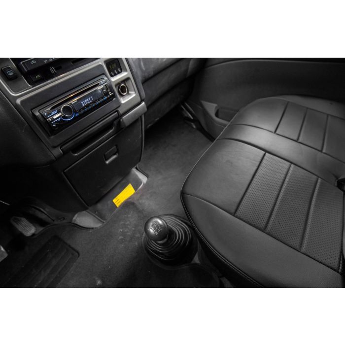 Setetrekk til Toyota Hiace (1+2)