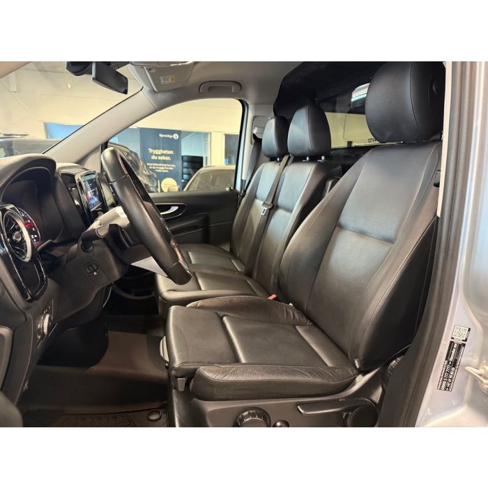 Setetrekk til Mercedes-Benz Vito III W447 (1+2 med uttakbar/forlengbar lårstøtte)