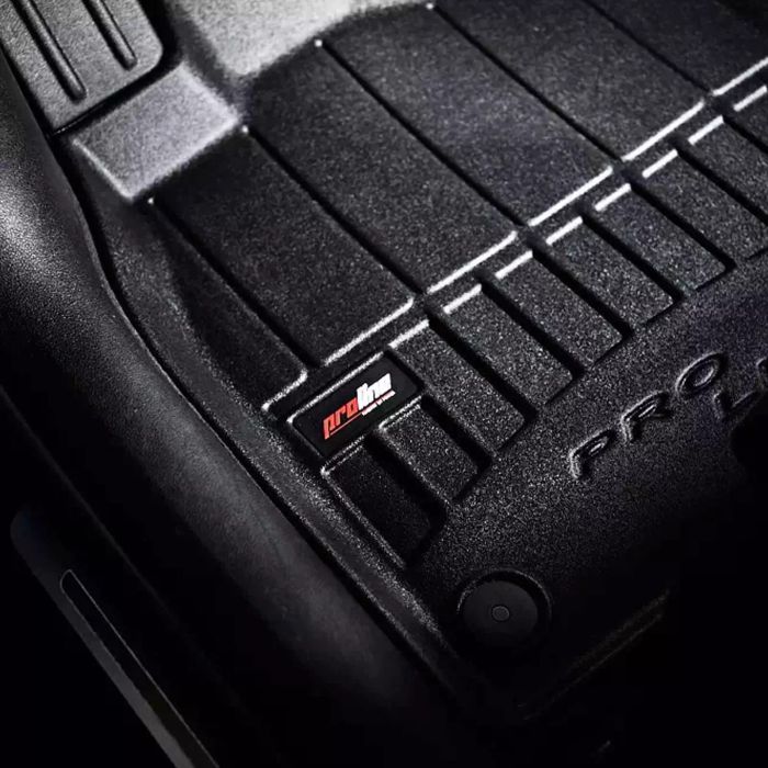 Floor mats for Nissan e-NV200